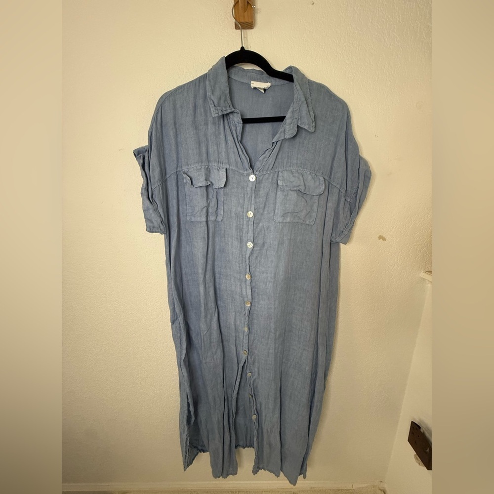 100% linen made in Italy Light Blue Button-Up Maxi Dress